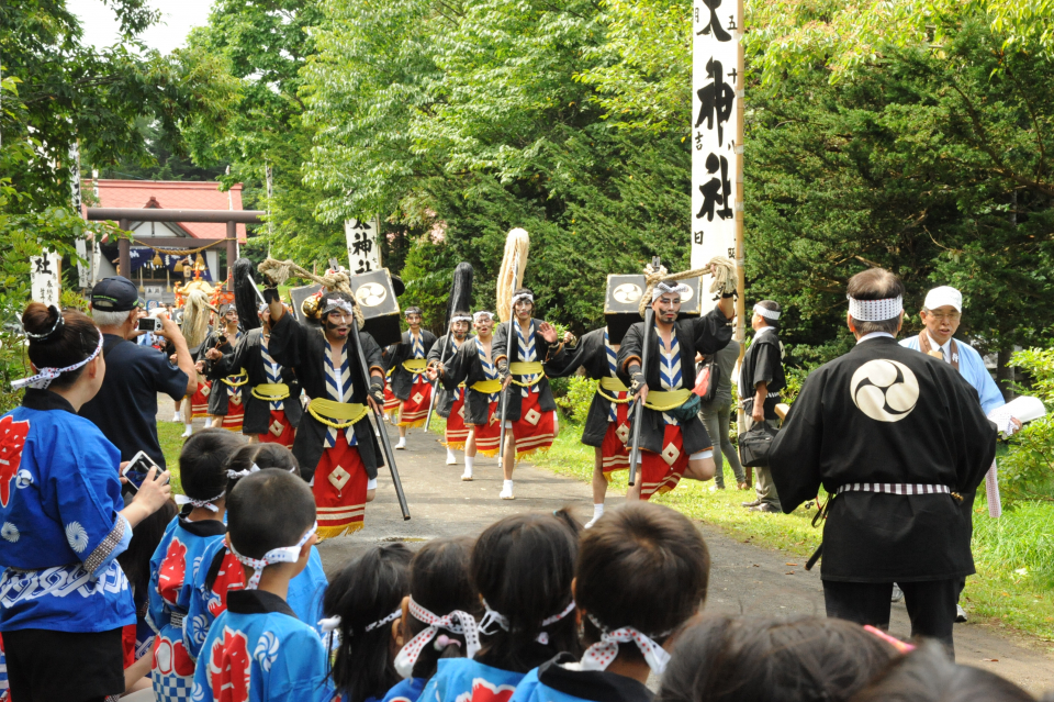 新雪谷康達神社祭